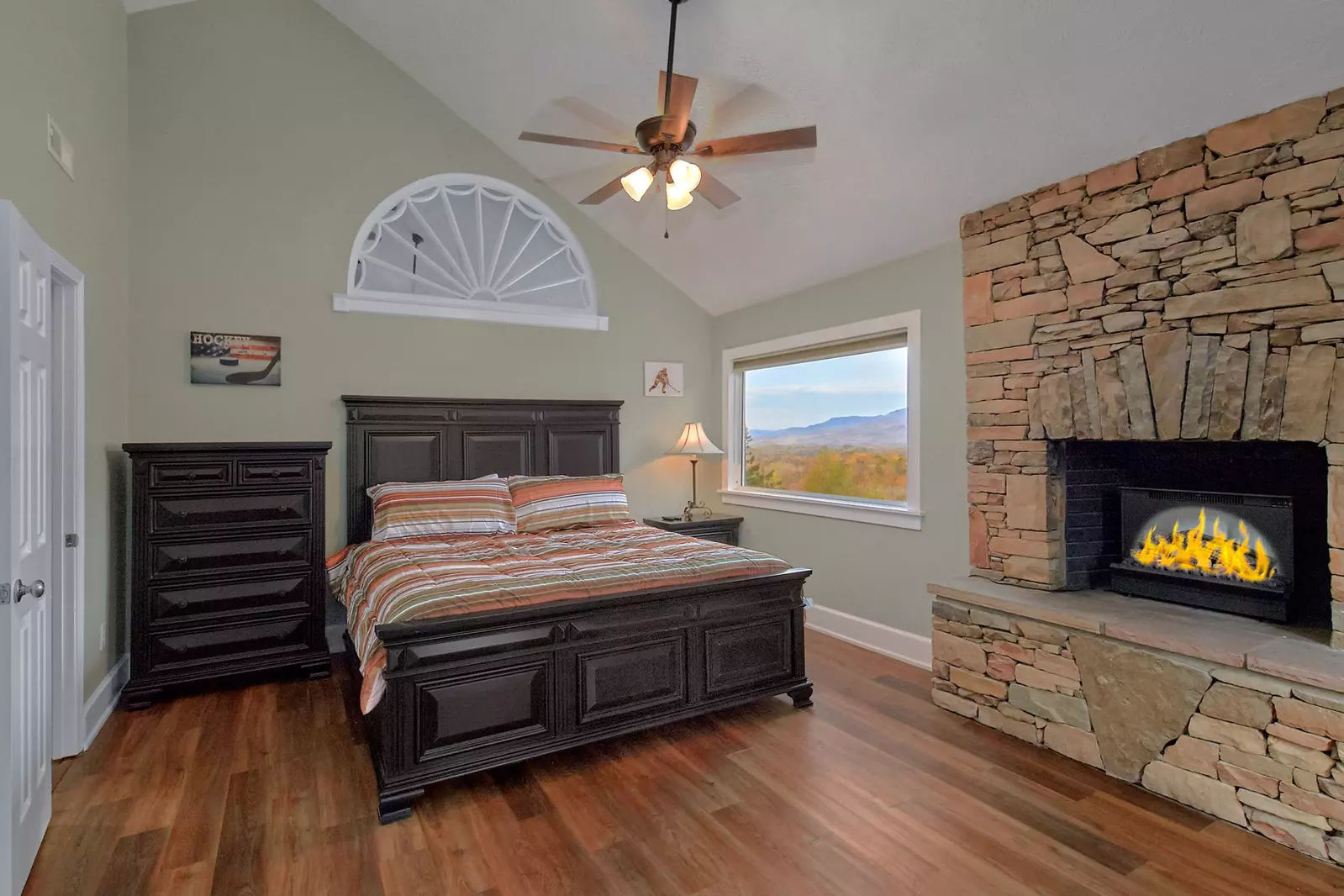 Property image, Interior, of The Skybox Lodge