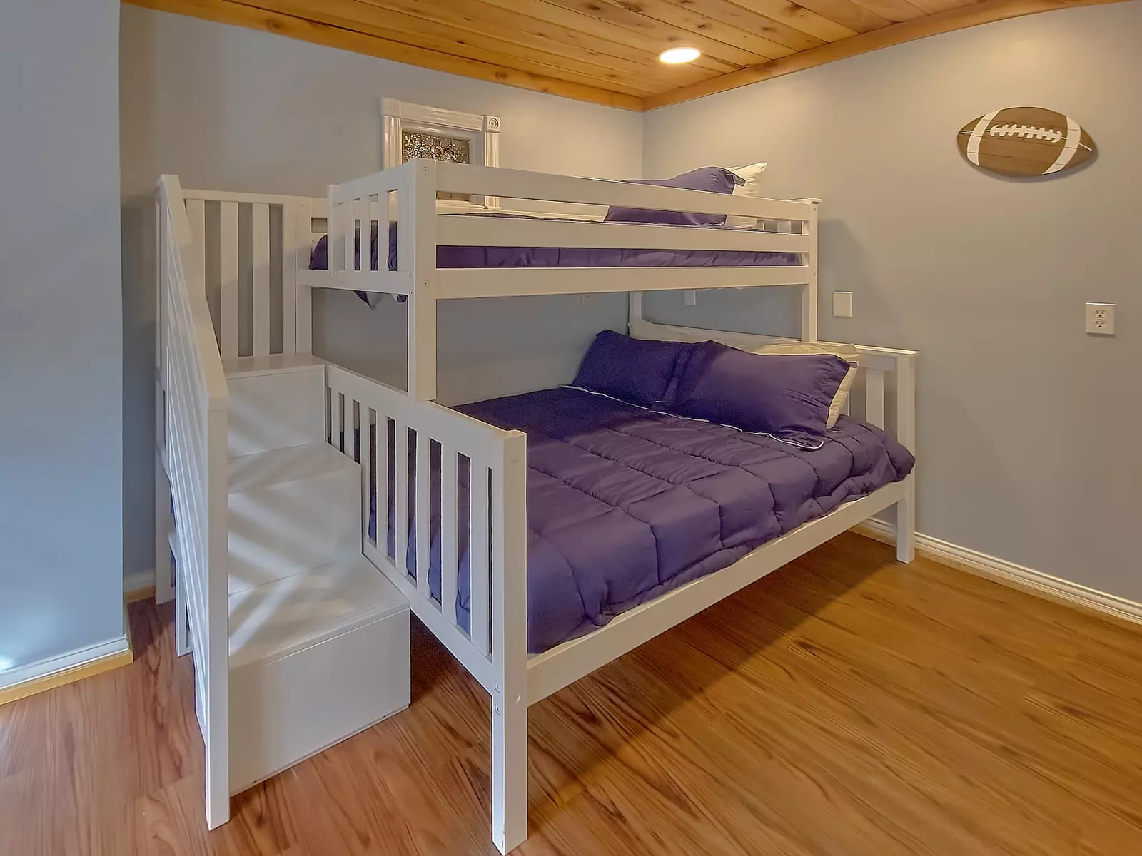 Property image, Interior, of The Skybox Lodge