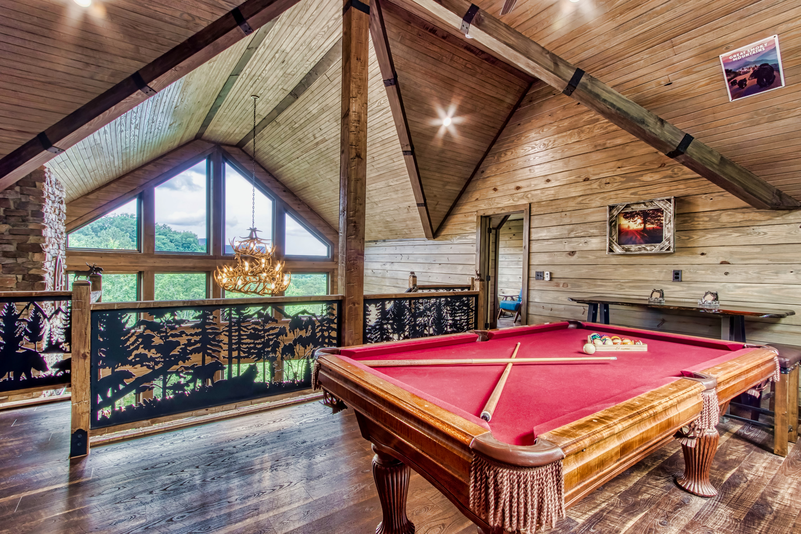 Property image, Interior, of The Lodge At Thunder Mountain
