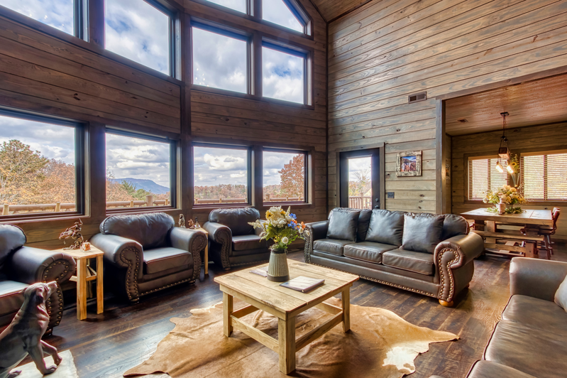 Property image, Interior, of The Lodge At Thunder Mountain