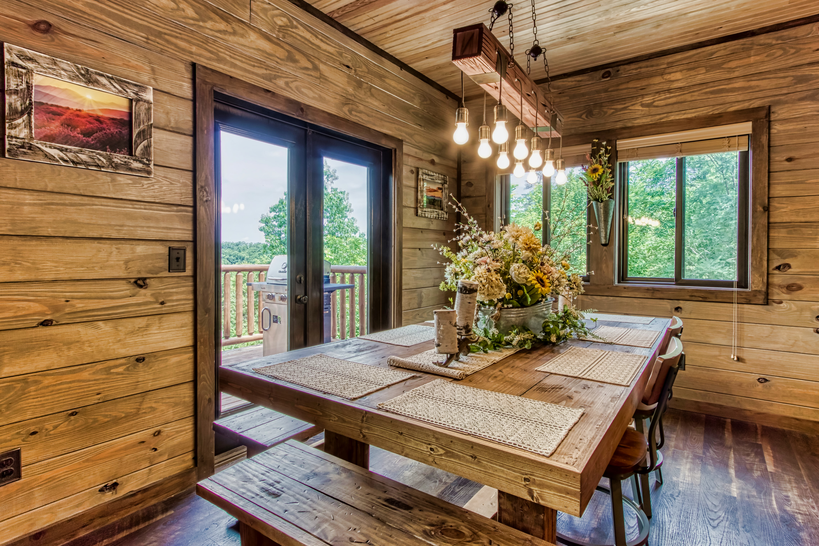 Property image, Interior, of The Lodge At Thunder Mountain