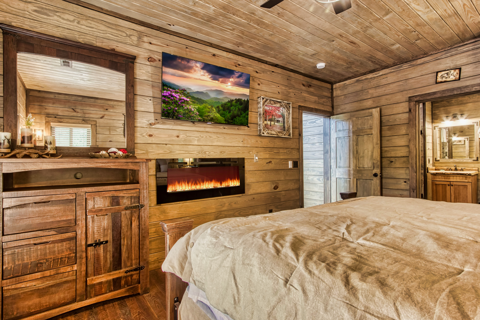 Property image, Interior, of The Lodge At Thunder Mountain