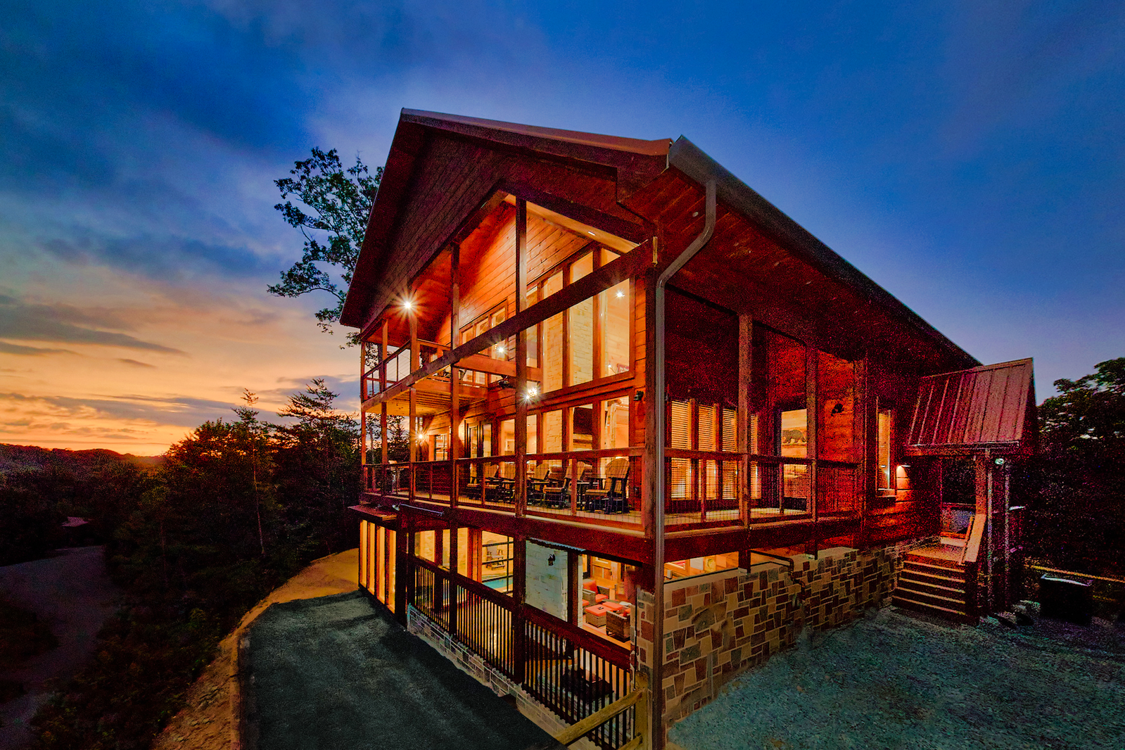 Property image, Exterior, of Sunset Pointe