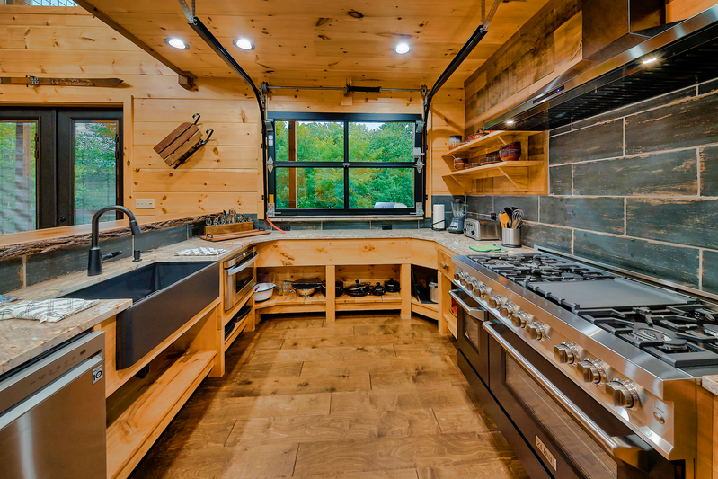 Property image, Interior, of Sunset Pointe