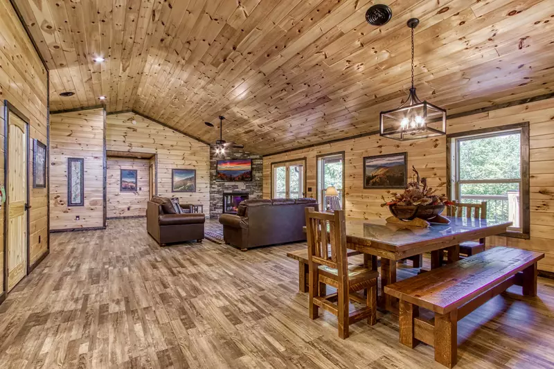 Property image, Interior, of HawksVue