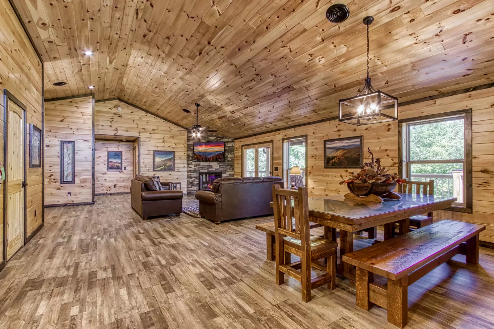 Property image, Interior, of HawksVue