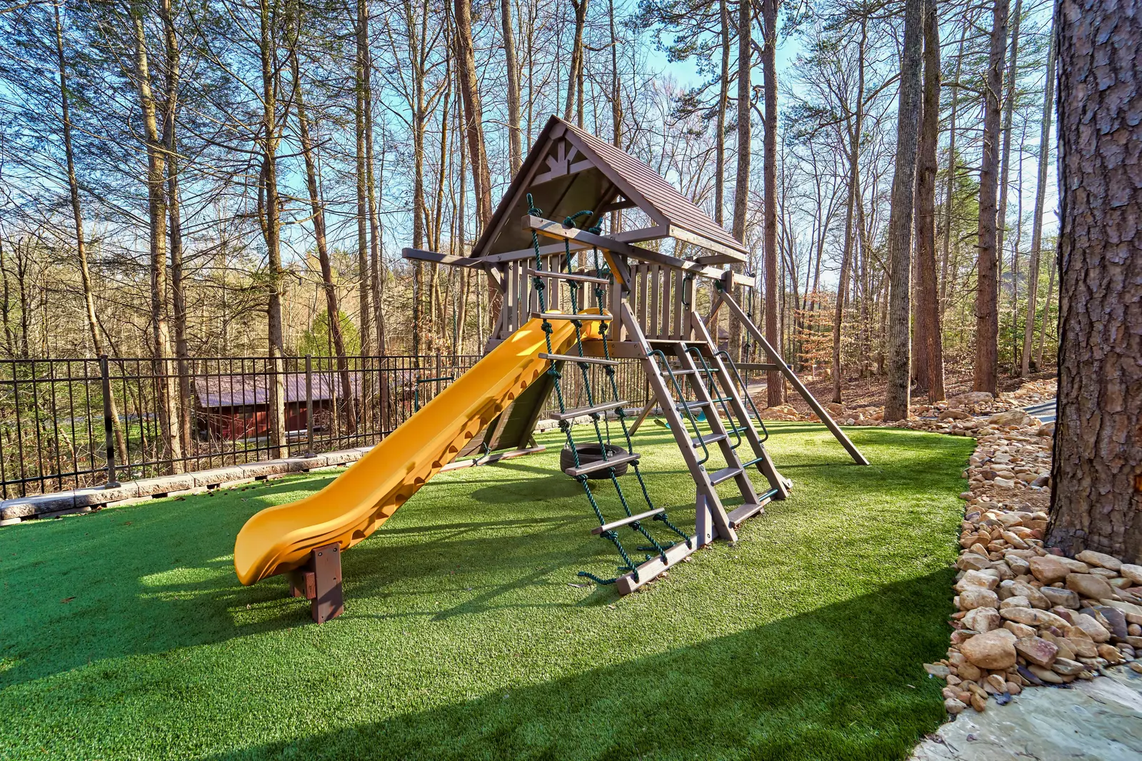 Property image, Interior, of Modern Adventure Splash
