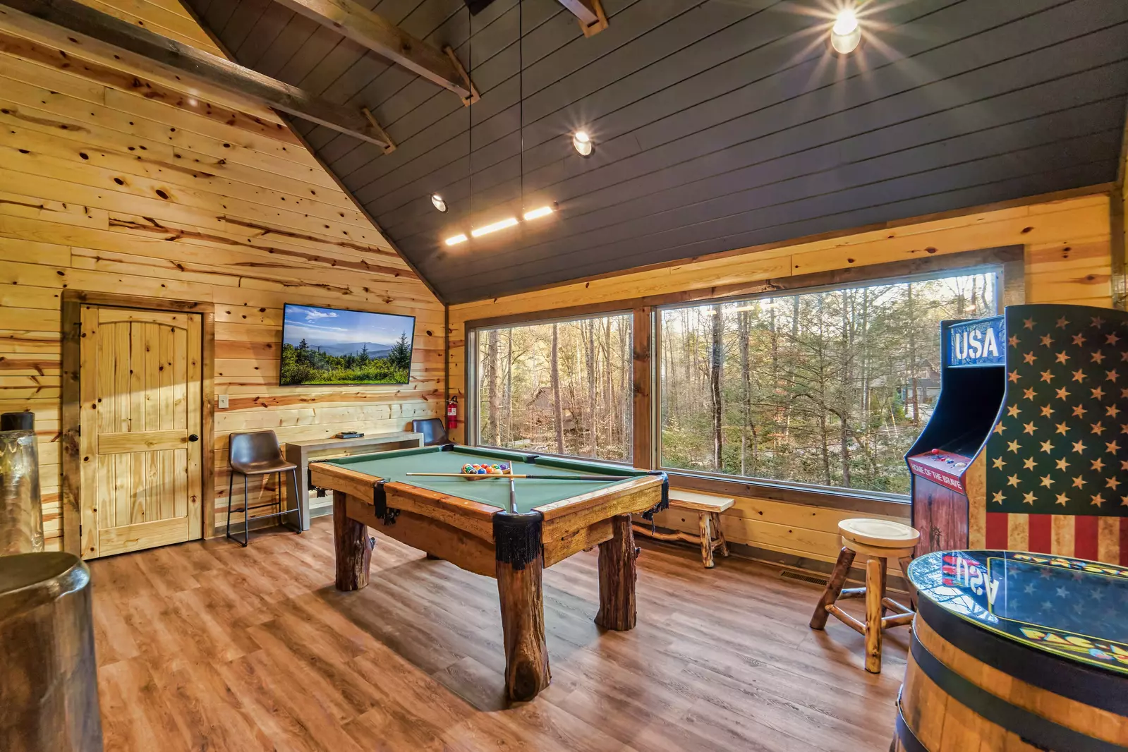 Property image, Interior, of Modern Adventure Splash