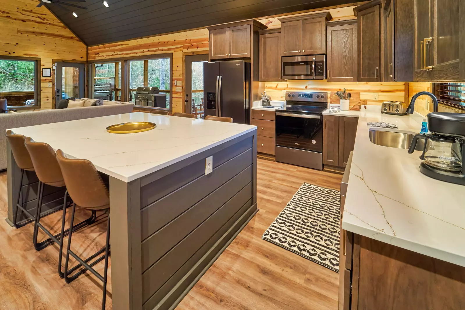 Property image, Interior, of Modern Adventure Splash