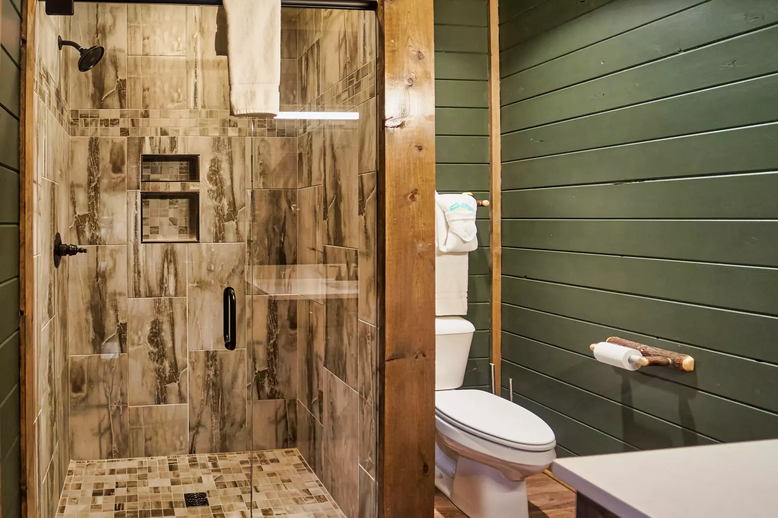Property image, Interior, of Modern Adventure Splash