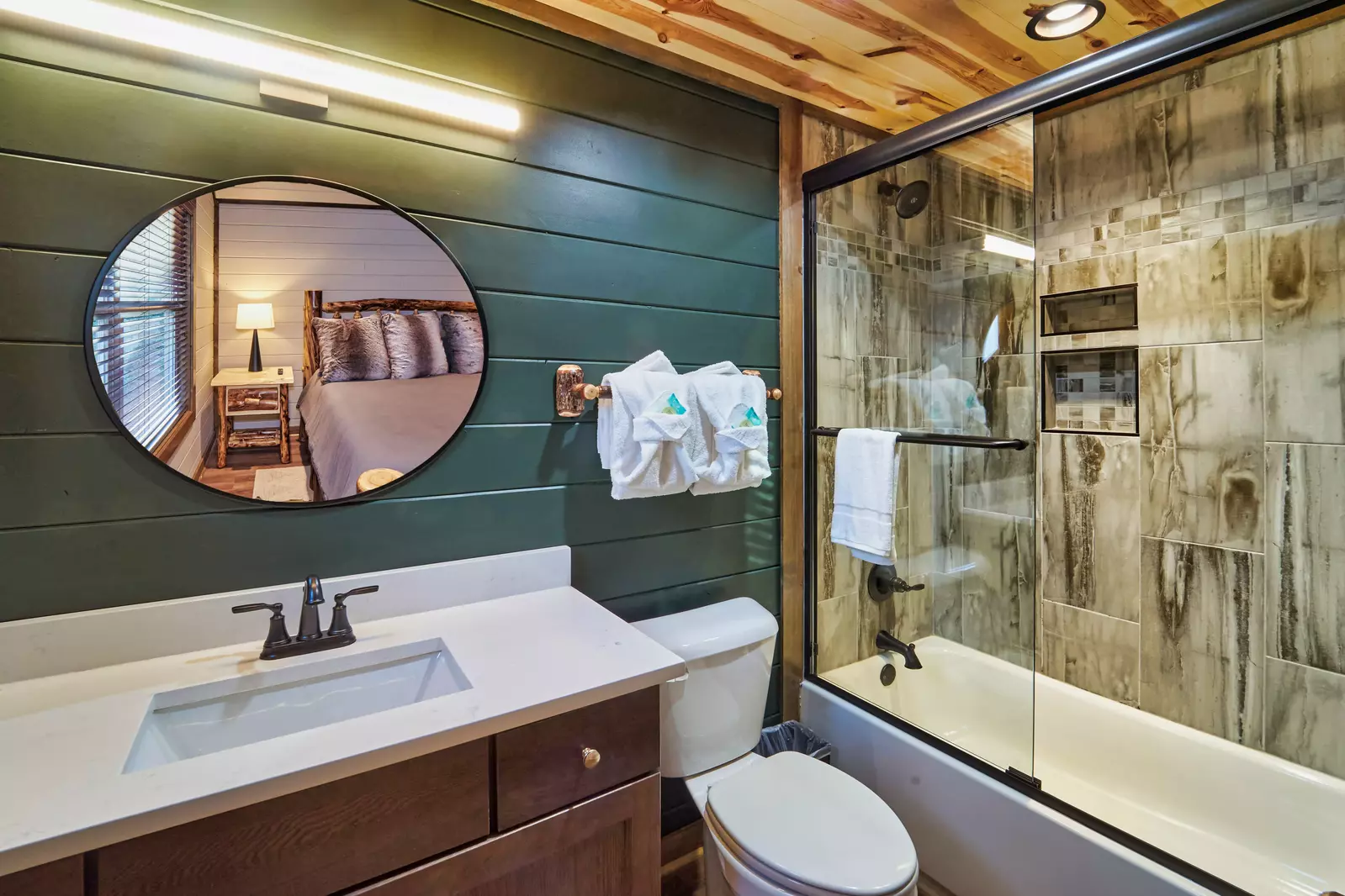 Property image, Interior, of Modern Adventure Splash