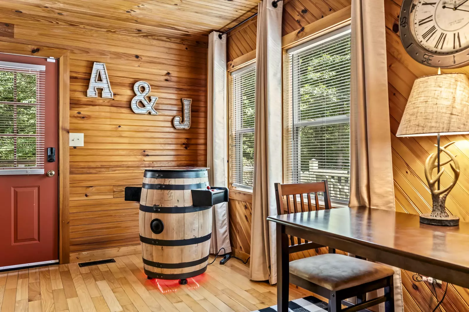 Property image, Interior, of Cozy Bear Cabin