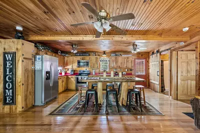 Property image, Interior, of Cozy Bear Cabin