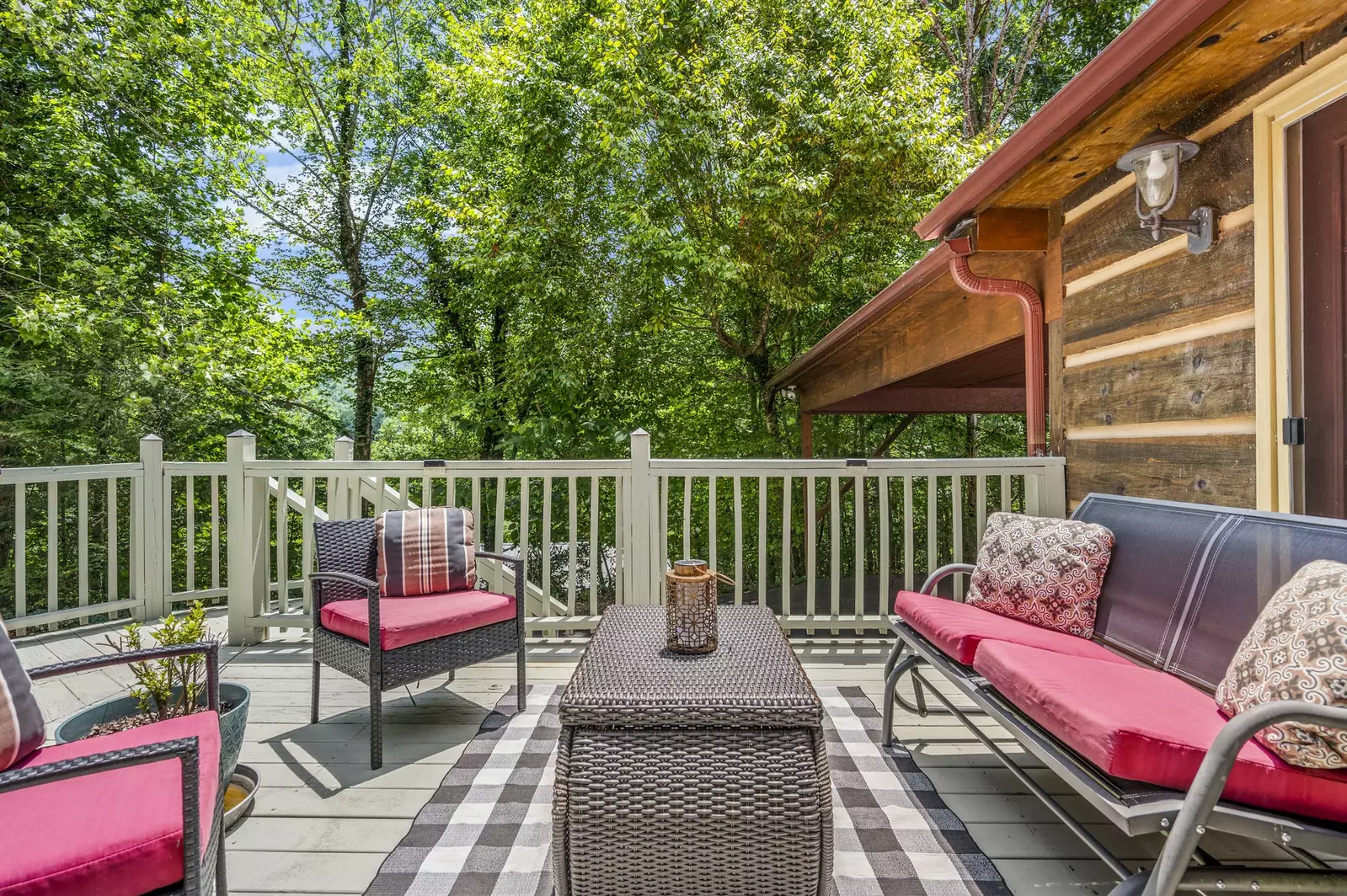 Property image, Interior, of Cozy Bear Cabin