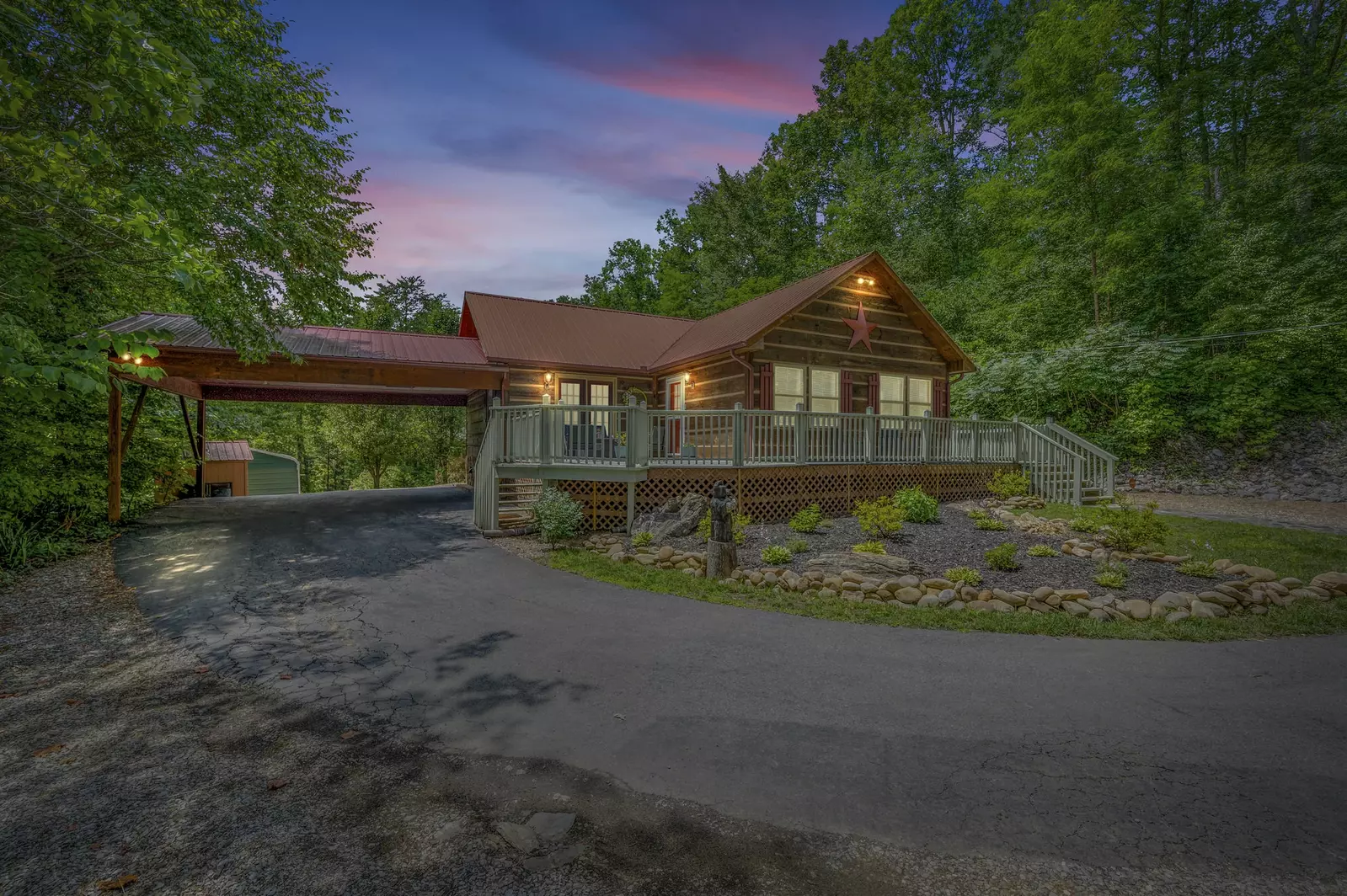 Property image, Interior, of Cozy Bear Cabin