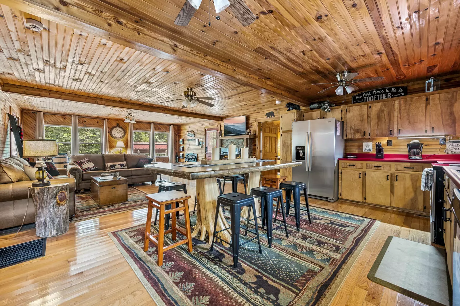 Property image, Interior, of Cozy Bear Cabin