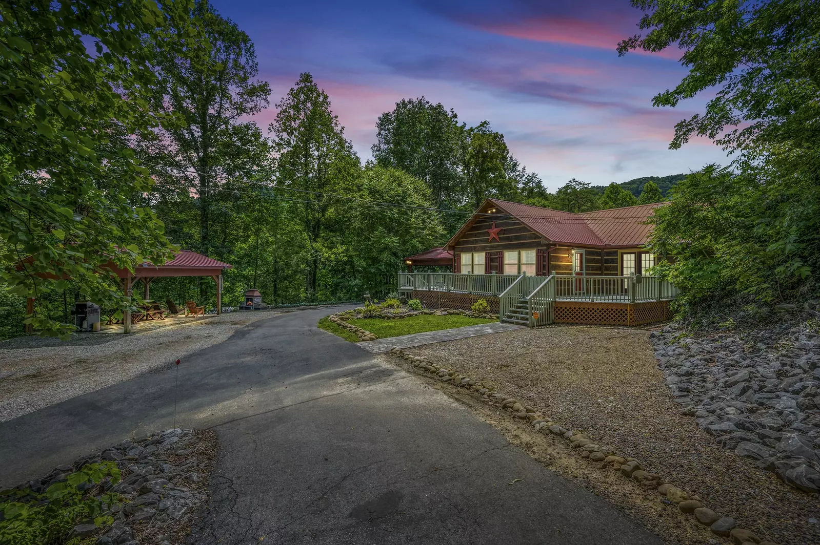 Property image, Interior, of Cozy Bear Cabin
