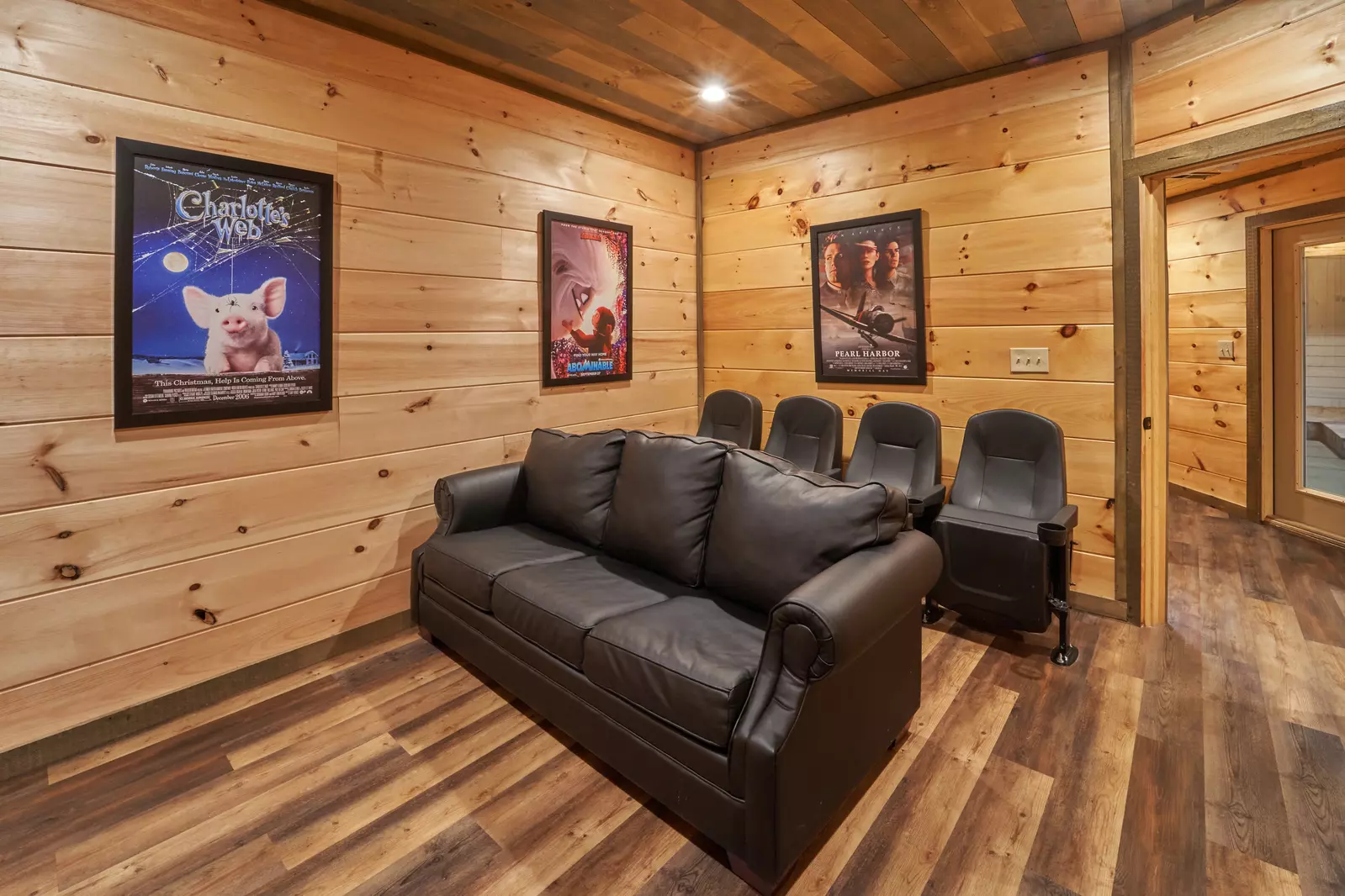 Property image, Interior, of Splashing Elk