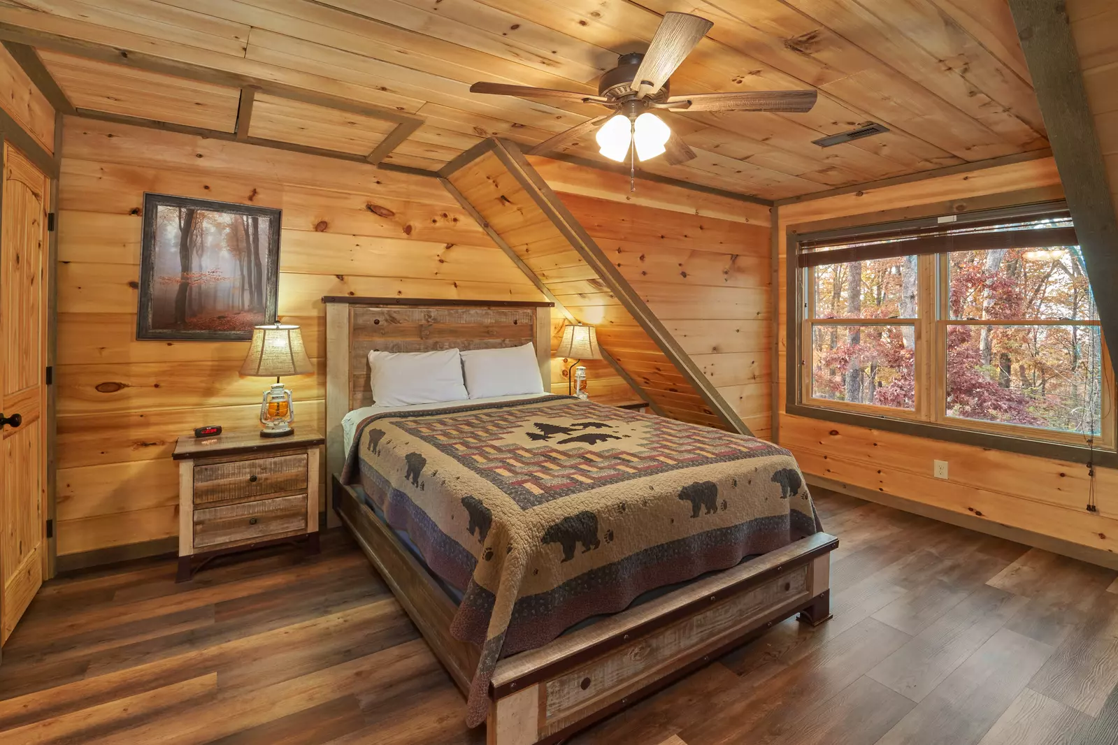 Property image, Interior, of Splashing Elk