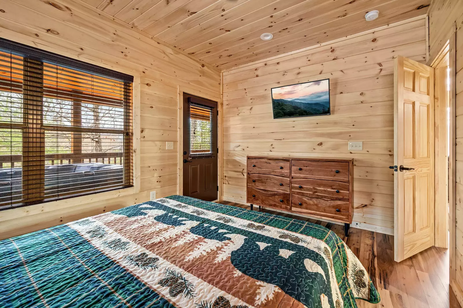 Property image, Interior, of Bear Mountain Serenity