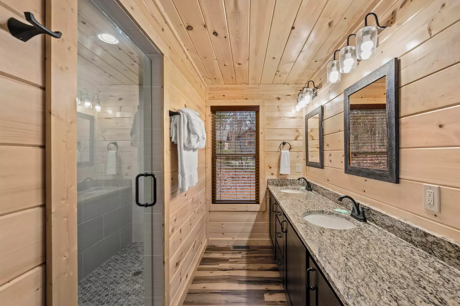 Property image, Interior, of Bear Mountain Retreat