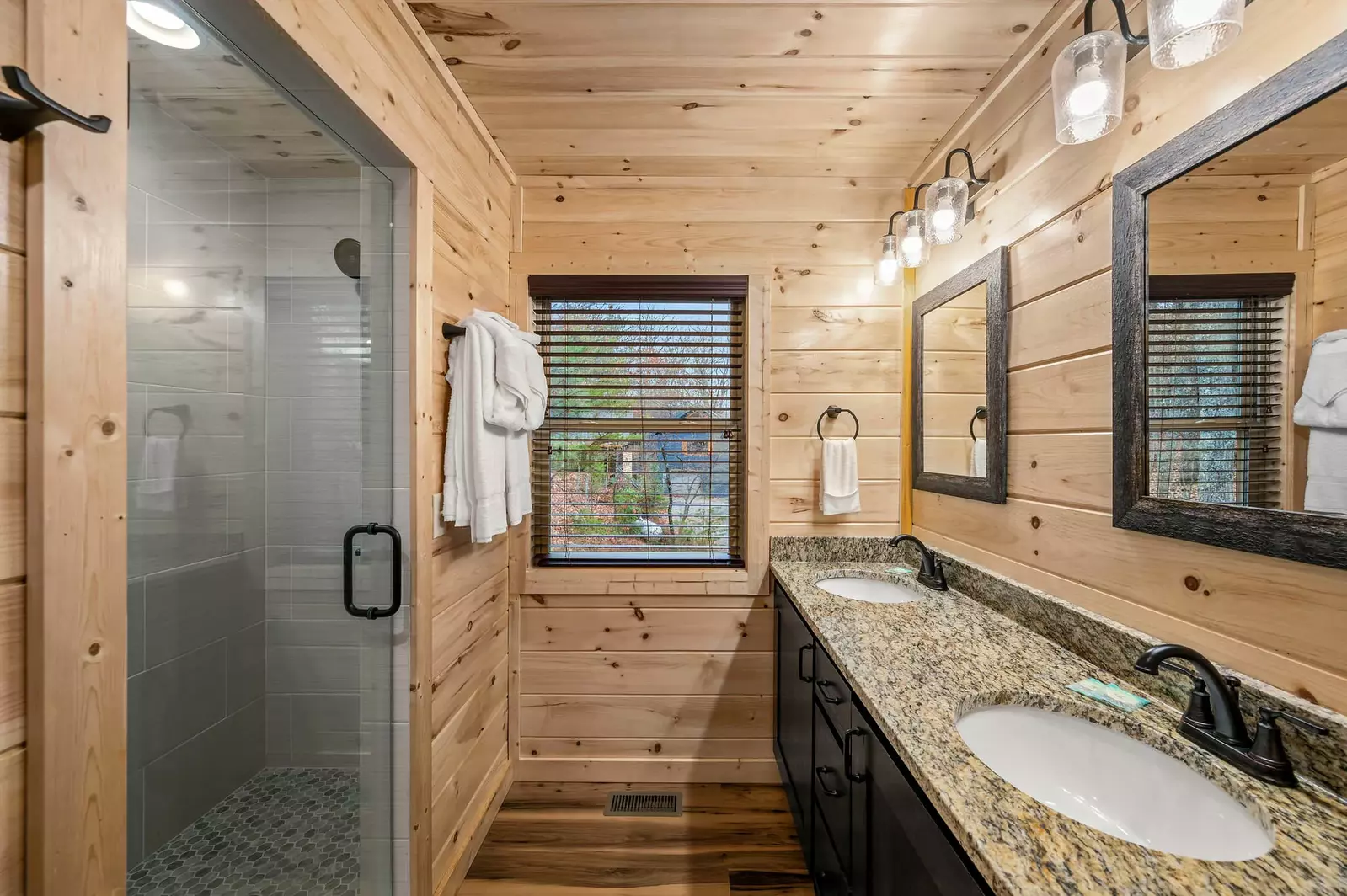 Property image, Interior, of Bear Mountain Retreat