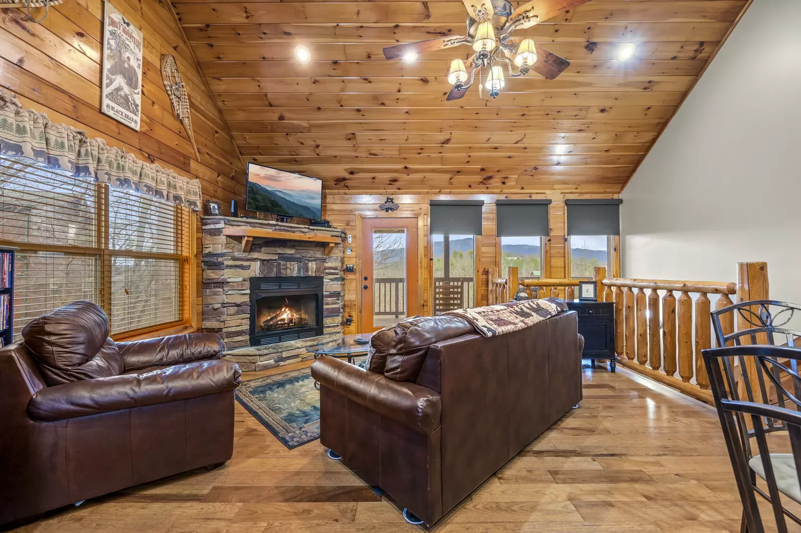 Property image, Interior, of Starlight Kisses