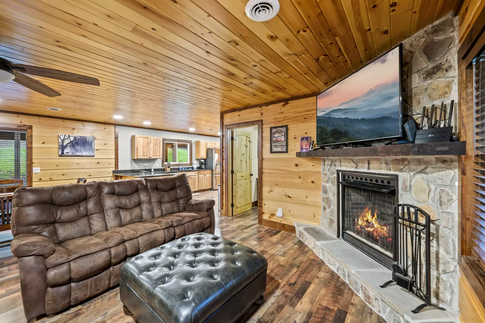 Property image, Interior, of Twin Oak Creek