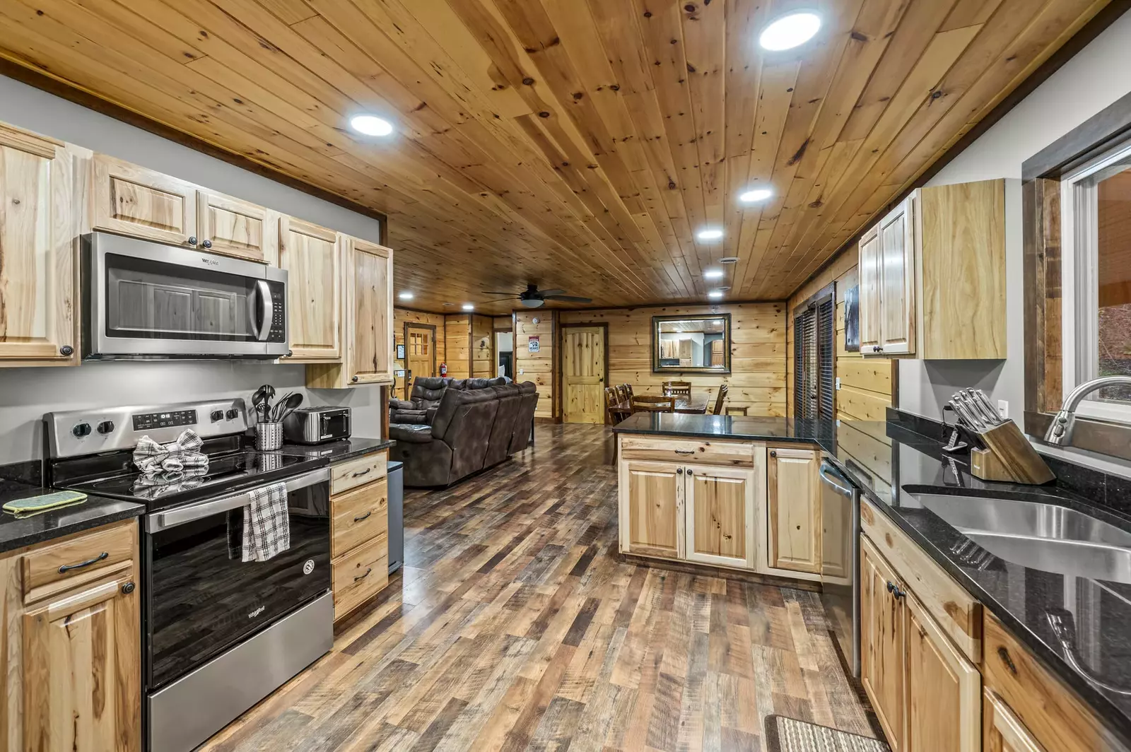 Property image, Interior, of Twin Oak Creek