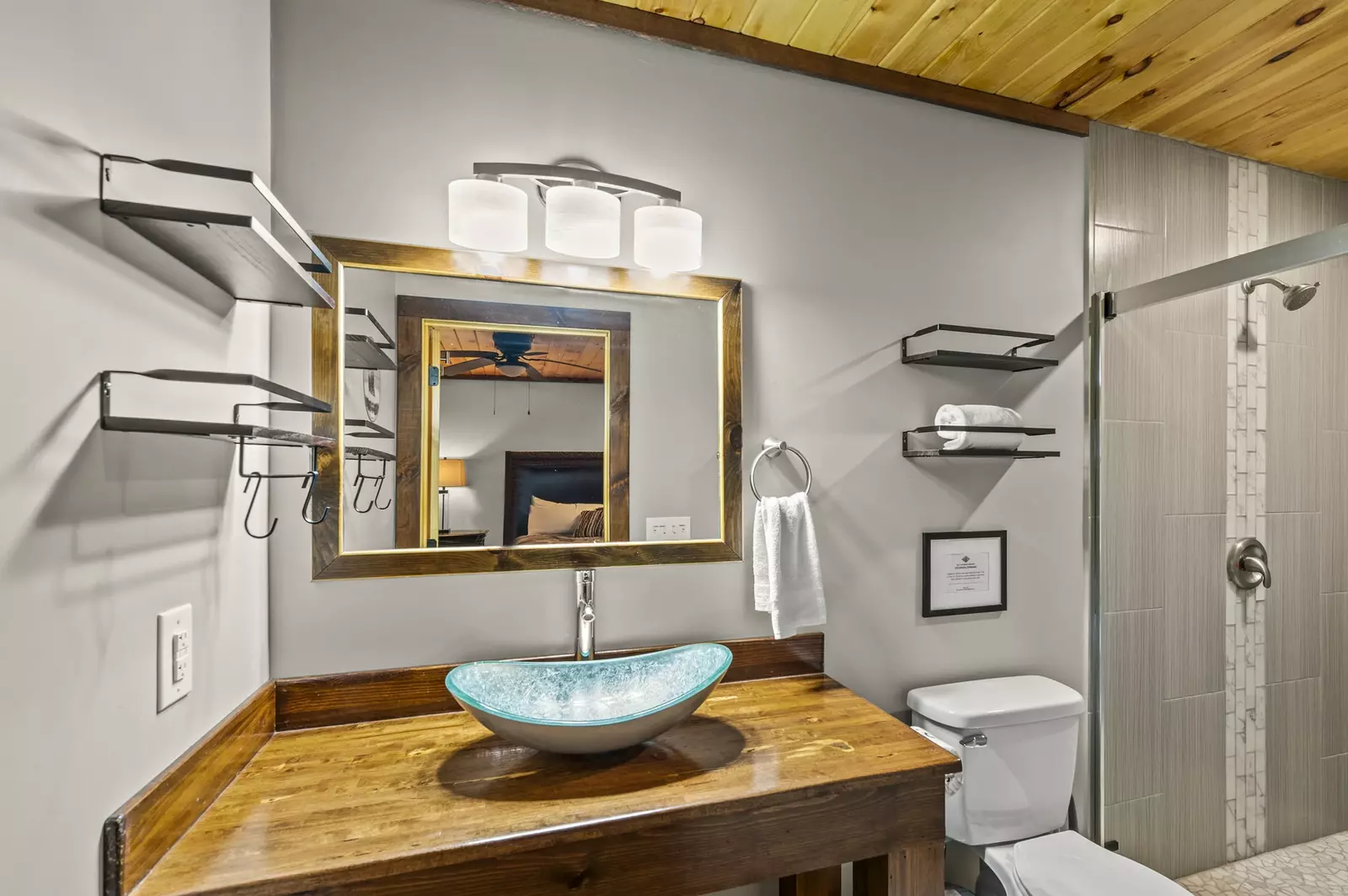 Property image, Interior, of Twin Oak Creek