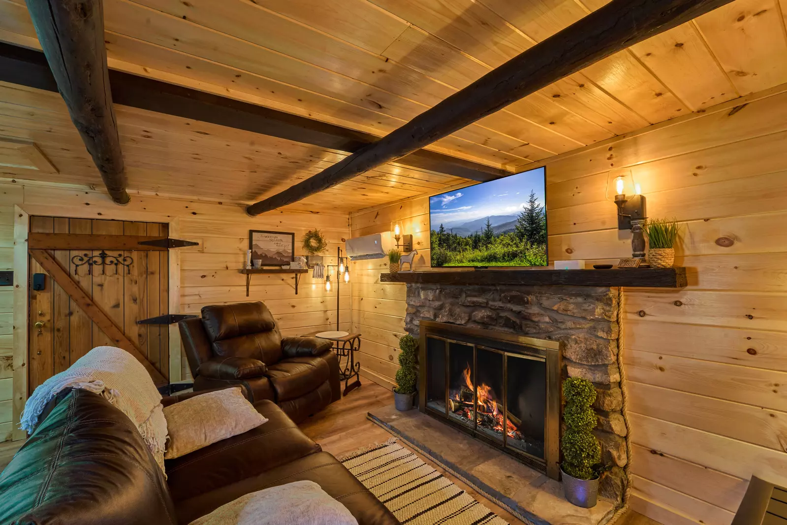 Property image, Interior, of Rustic Elegance