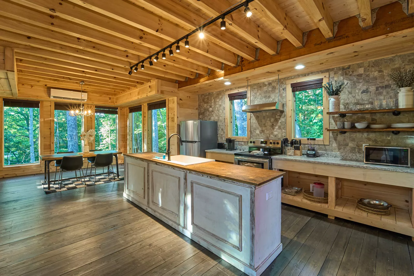 Property image, Interior, of Alta Maya