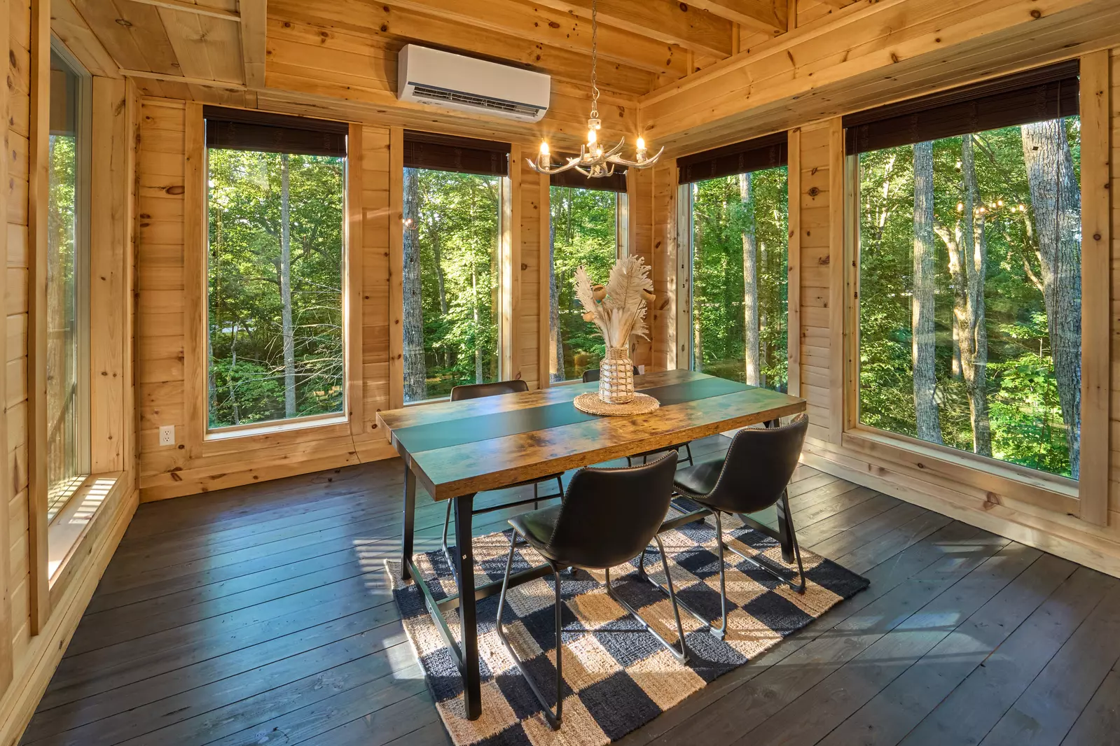 Property image, Interior, of Alta Maya