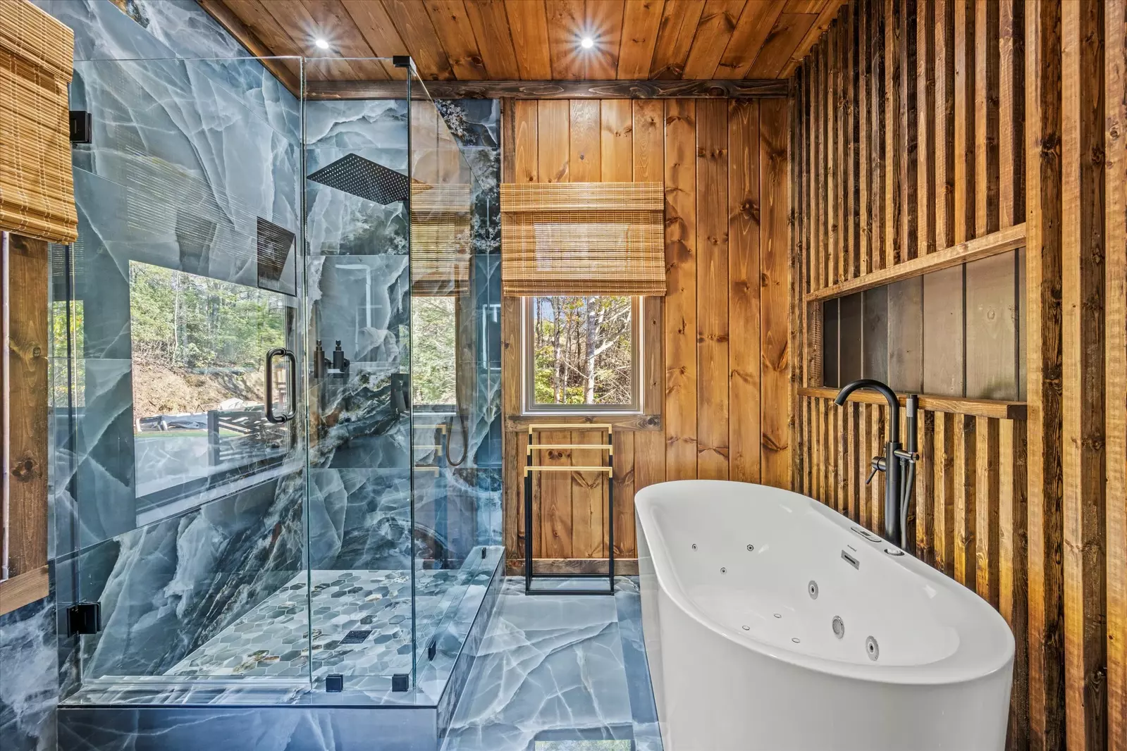 Property image, Interior, of Alpine Haven Cabin and Spa