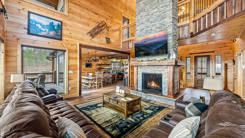 Property image, Interior, of Holy Smokes Pool Lodge