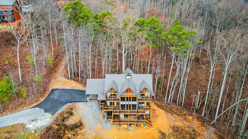 Property image, Interior, of Holy Smokes Pool Lodge