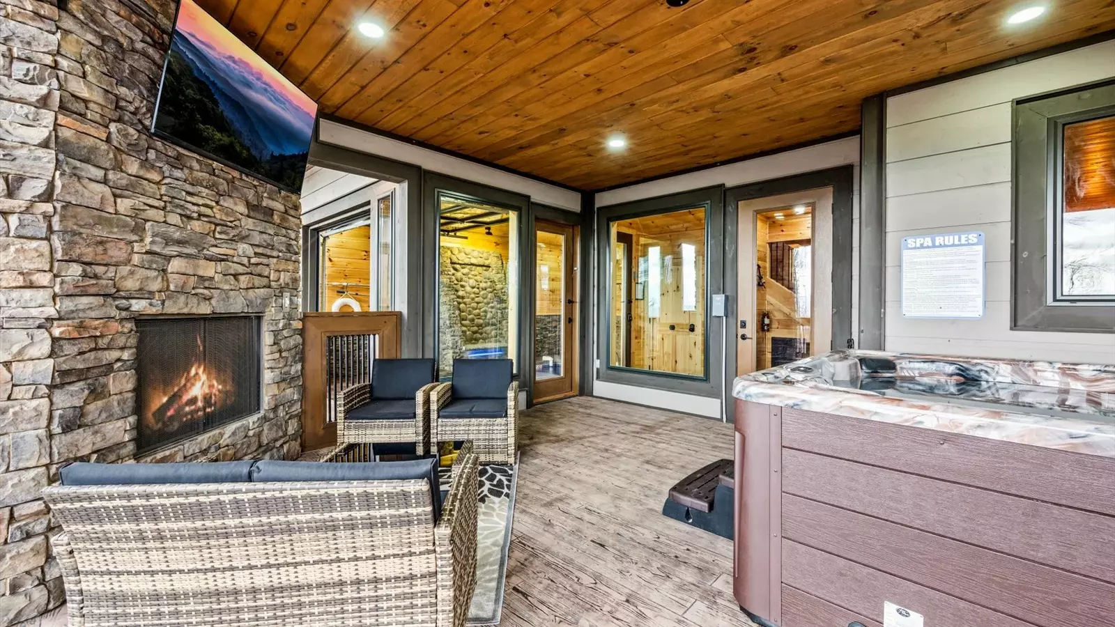 Property image, Interior, of Holy Smokes Pool Lodge