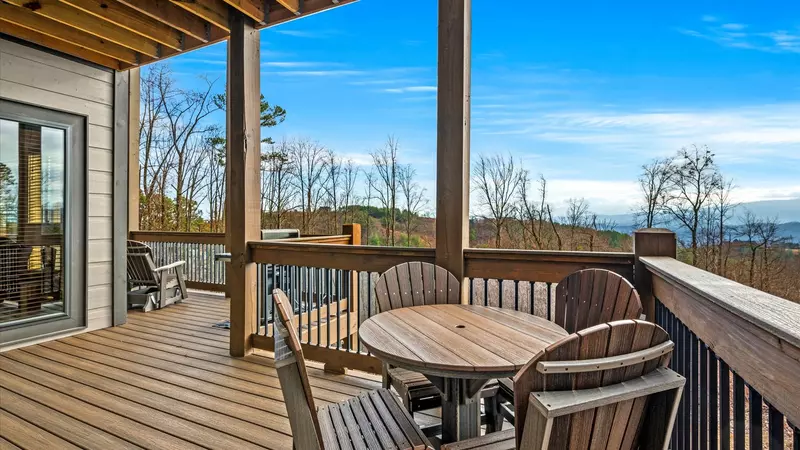 Property image, Interior, of Holy Smokes Pool Lodge