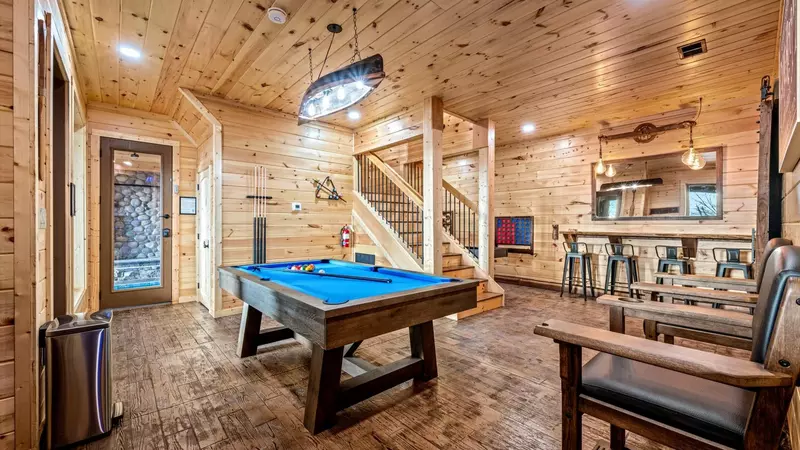Property image, Interior, of Holy Smokes Pool Lodge