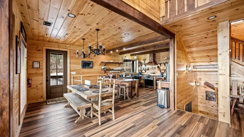 Property image, Interior, of Holy Smokes Pool Lodge