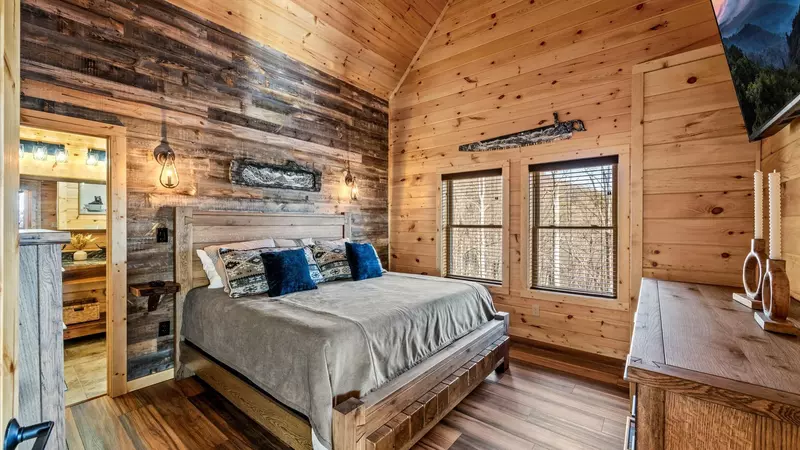 Property image, Interior, of Holy Smokes Pool Lodge