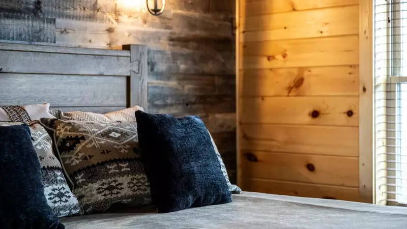 Property image, Interior, of Holy Smokes Pool Lodge