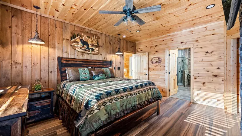 Property image, Interior, of Holy Smokes Pool Lodge