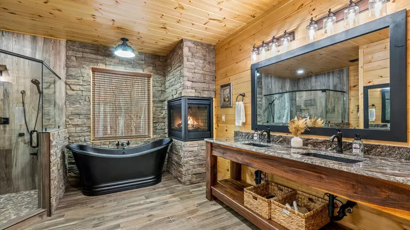 Property image, Interior, of Holy Smokes Pool Lodge