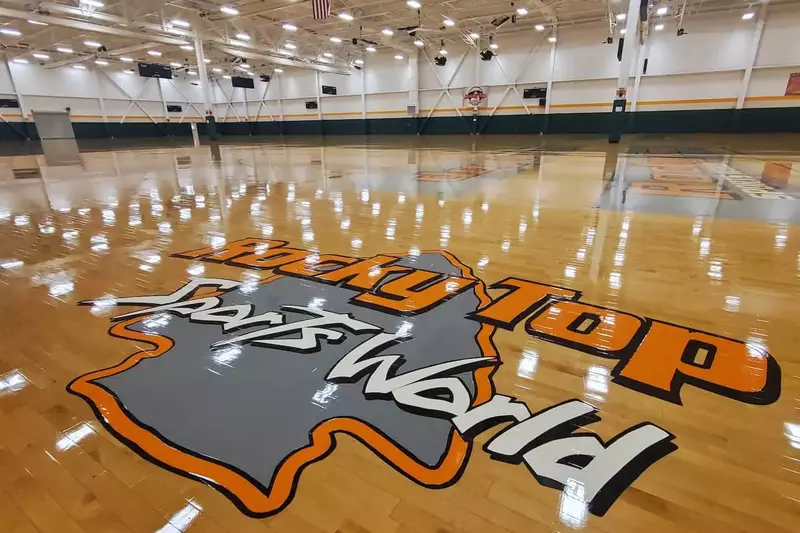 7 minutes to Rocky Top Sports Complex fields and courts!