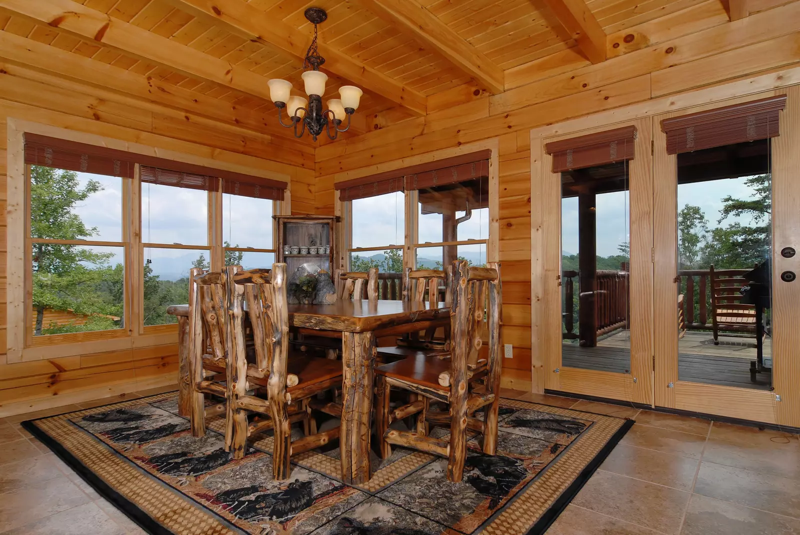 A Cabin of Dreams dining table
