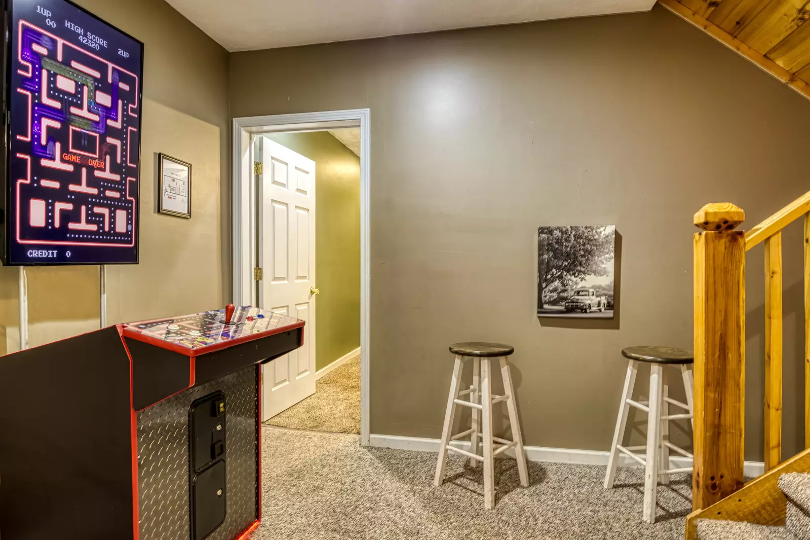 Amazing Grace lower level game area
