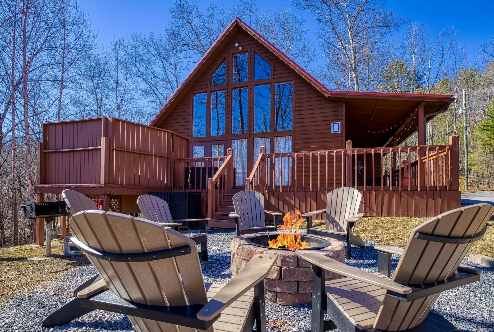 Autumn Colors outdoor fire pit area