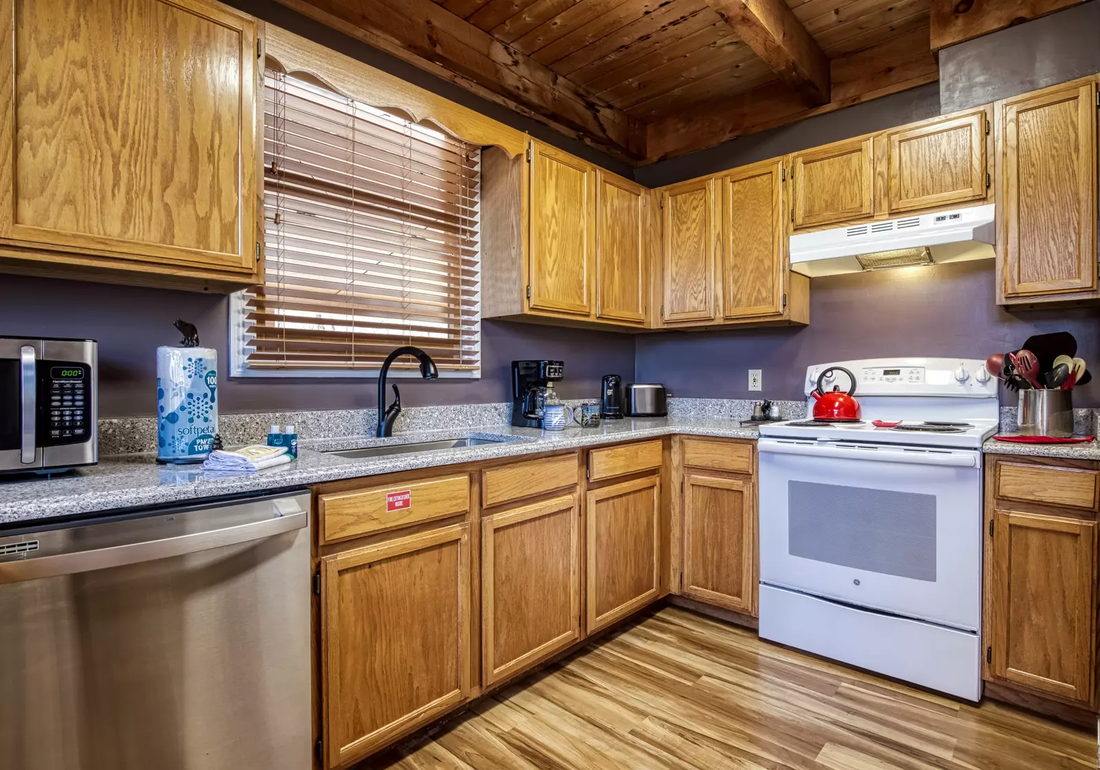 Autumn Colors fully furnished kitchen