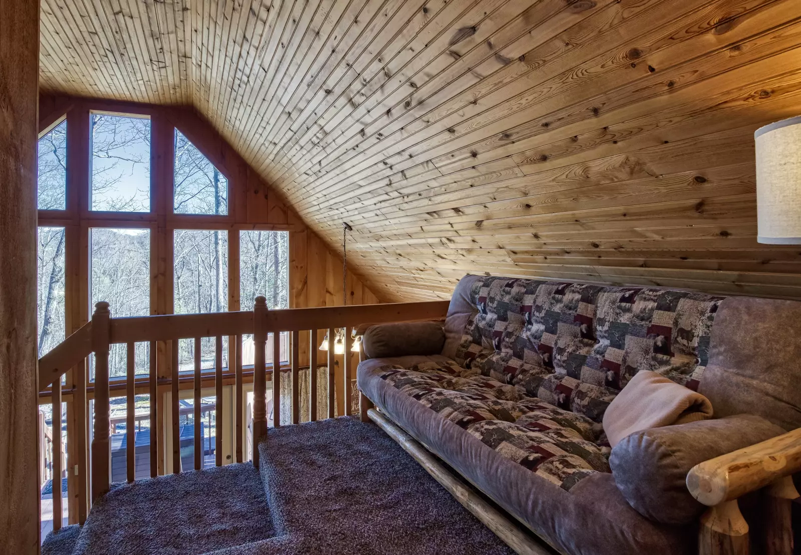 Autumn Colors upper level loft area